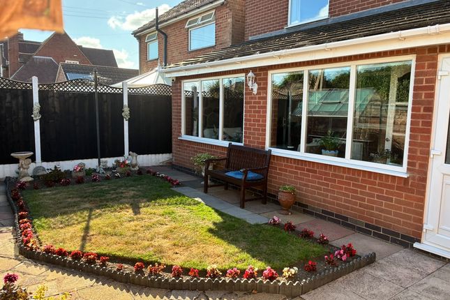 76, Keats Lane, Leicester photo 2