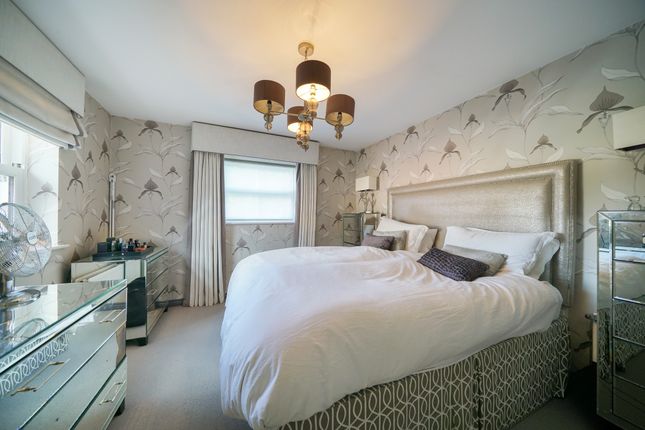 59-Elizabeth-11-Ave-1027