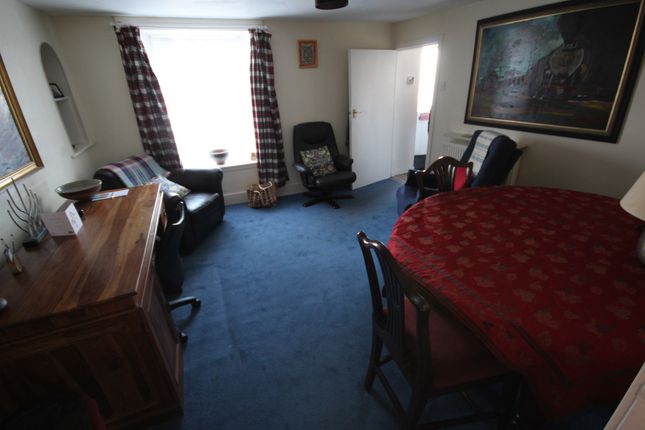 11, Russell Street, Boddam photo 3