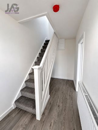 143 Shelone Road, Neath photo 2