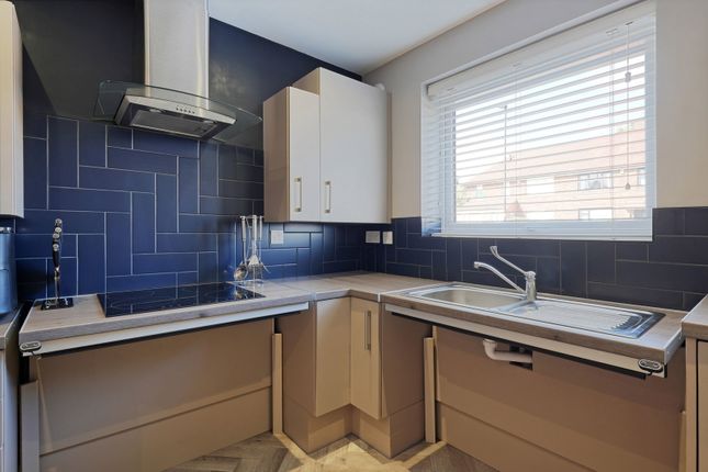 127, Monteney Road, Sheffield photo 4