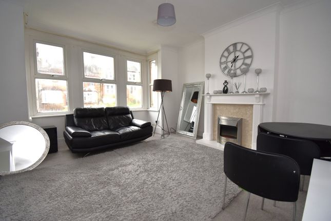 First Floor Flat, 24, Eglinton Hill, Shooters Hill photo 4