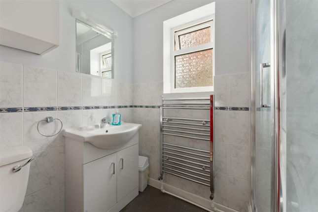 42 Clifton Road, Salisbury photo 5