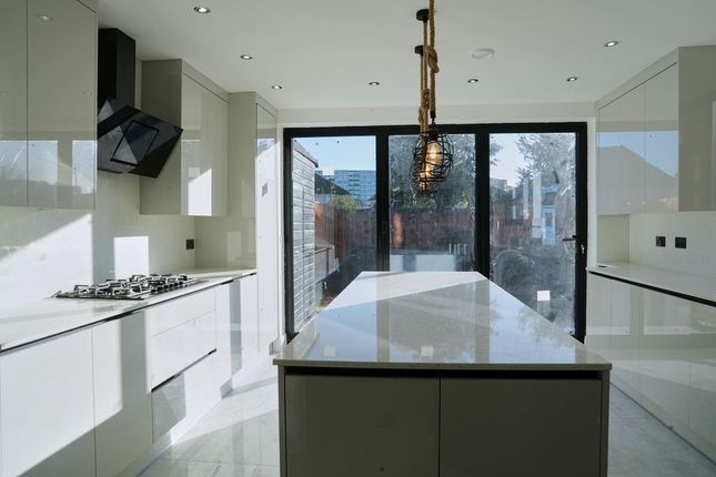 73c, Lampton Road, Hounslow photo 5