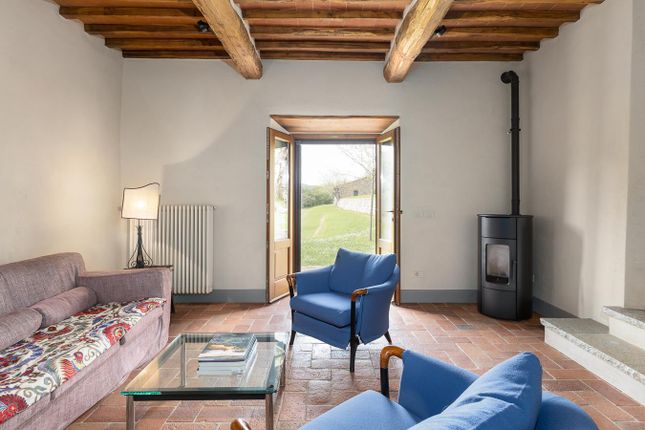 Farmhouse for sale in Radda In Chianti, Siena, Tuscany, Italy