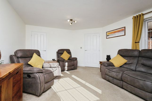 Mayfield Gardens, Hailsham photo 3