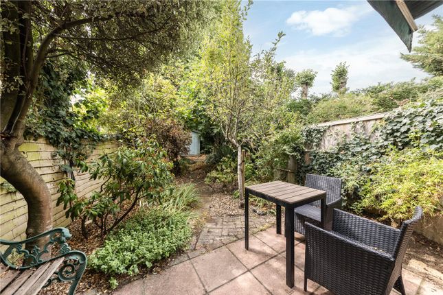3, Lavington Stables, London photo 4