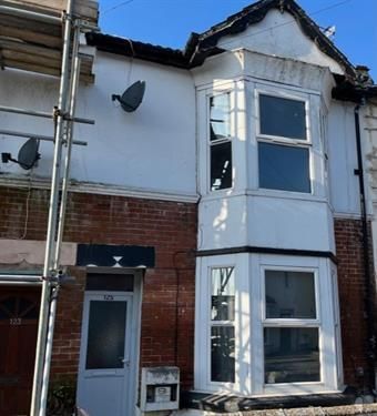 6-bed house on 125 Earls Road, Southampton, £3,000/mo
