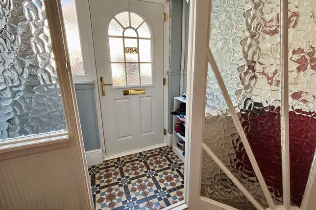 The Moorings, 20, Yorke Street, Pembrokeshire photo 3