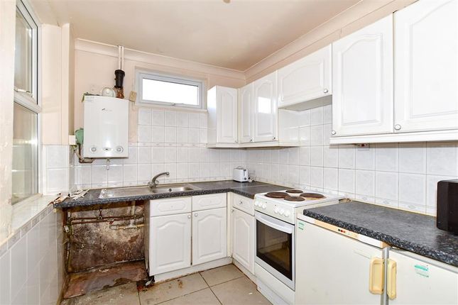 Terraced house for sale in Well Road, Maidstone, Kent