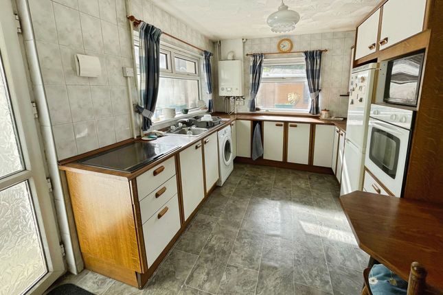 2 Mount View Terrace, Port Talbot photo 2