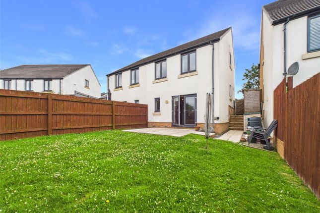 4, Broom Park, Devon photo 2