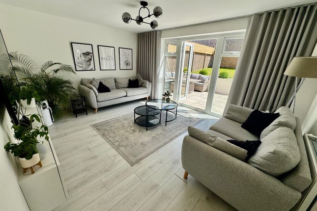 42, Brambling Drive, Guisborough photo 2