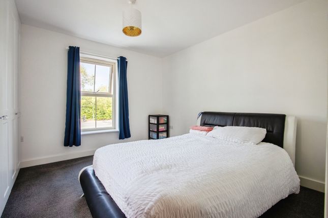 9, Voysey Avenue, Castleford photo 3