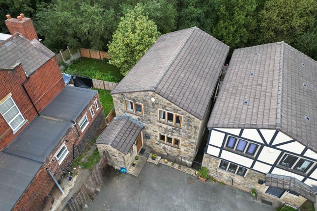 95 Castle Hill Road, Wigan photo 4