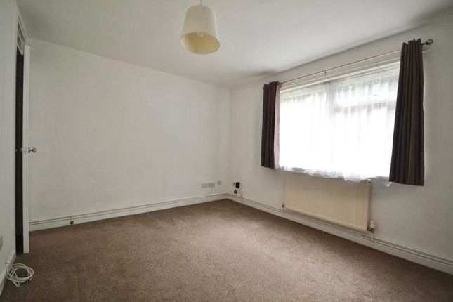 15, Thane Court, Milton Keynes photo 4