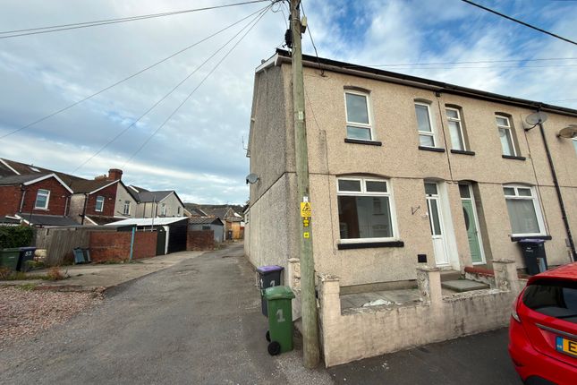 1 Sherbourne Road, Pontypool photo 2