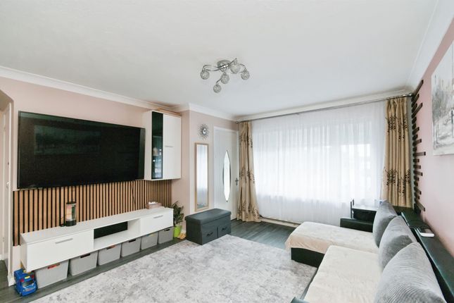 71, Gwyneth Grove, Bexhill-On-Sea photo 3