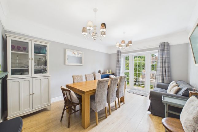 14, Sheerlands Road, Reading photo 4