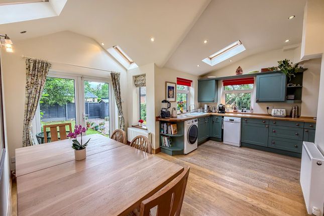 8, Horderns Road, Chapel-en-le-Frith photo 2