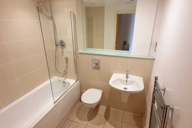63 The Nile, City Road East, Manchester photo 5