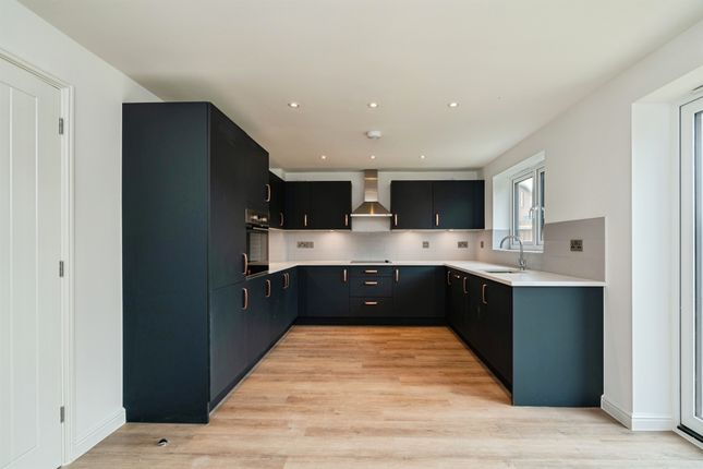 Plot 39, Eastwood, 1, Wainscott Drive, Great Yarmouth photo 2