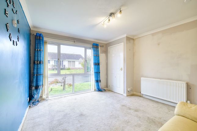 17 Ogilvie Way, Livingston photo 4