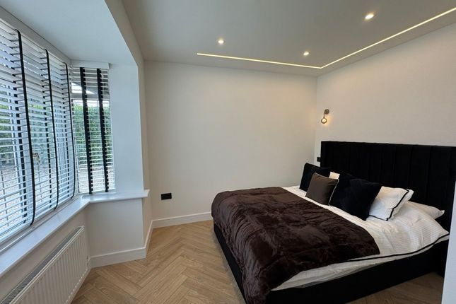 Room F 255, Totteridge Road, High Wycombe photo 2