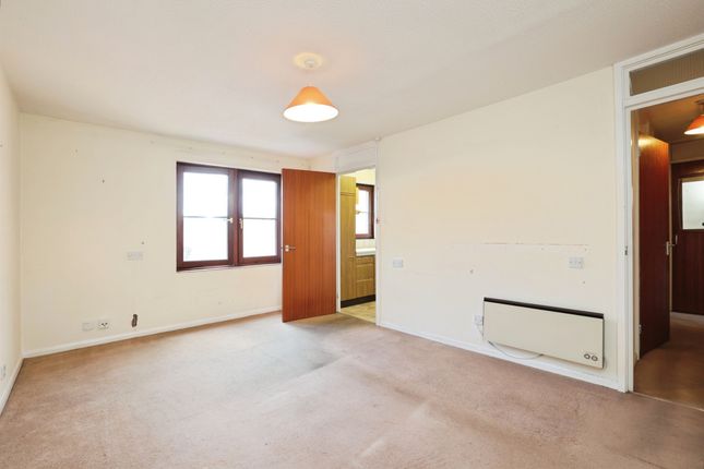 22, Town Bridge Court, Chesham photo 4
