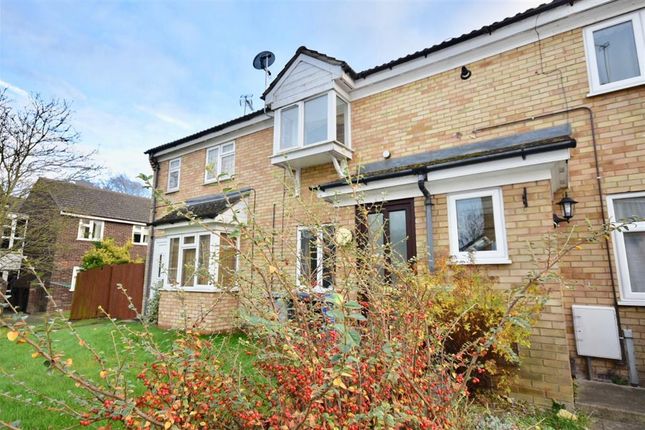 Thumbnail Property to rent in Brambleside Court, Kettering