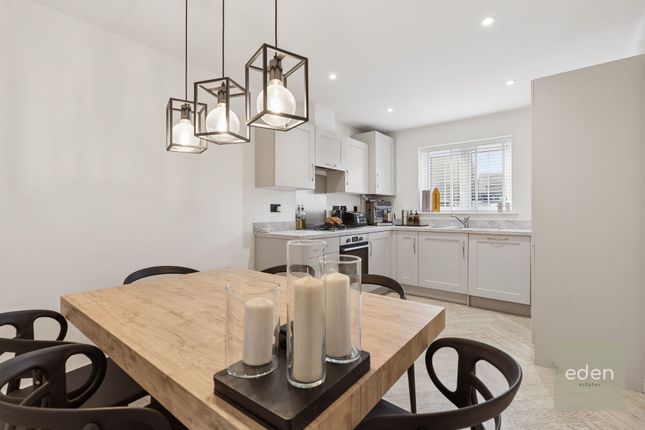 7 Challenger Avenue, West Malling photo 4
