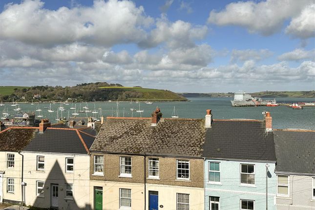 Flat for sale in Falmouth