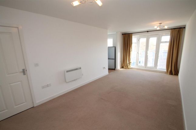 77 Whistle Road, Bristol photo 2