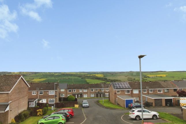 19, Ottercops, Prudhoe photo 2