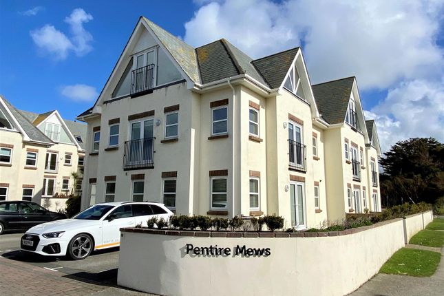 Flat to rent in Pentire Crescent, Newquay