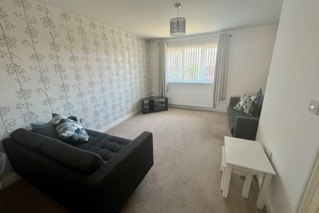 Flat to rent in Grange Farm Drive, Aston, Sheffield