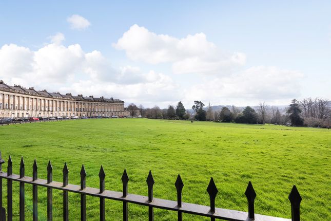 Flat for sale in Royal Crescent, Bath