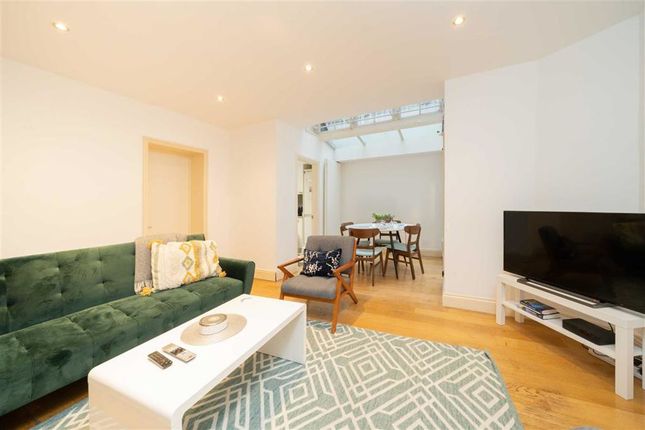 Thumbnail Flat for sale in Stanhope Gardens, London