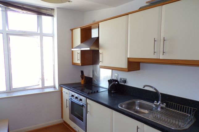 25, Portland House , Swansea  photo 2