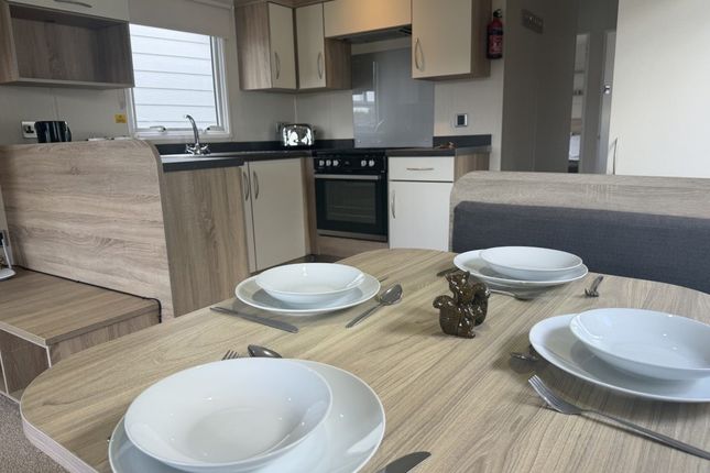 Chichester Lakeside Holiday Park, Chichester photo 4