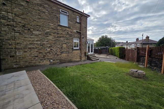 245 Leeds Road, Shipley photo 3