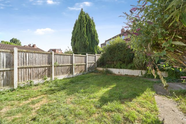 23, Gledhow Valley Road, LEEDS photo 4