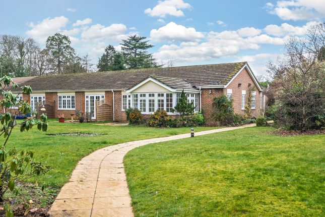 2-bed house on 9, Great Austins House, 90, Tilford Road, Farnham, £350,000