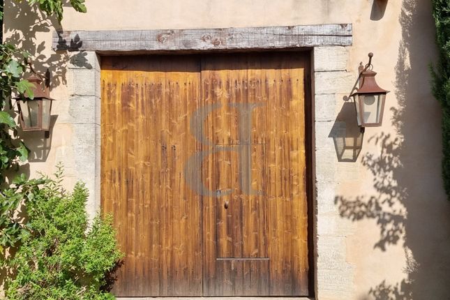 Farmhouse for sale in Mazan, Provence-Alpes-Cote D'azur, 84380, France