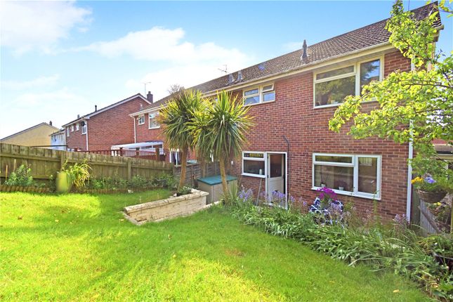 3 bed end terrace house for sale in Sycamore Rise, Newbury, Berkshire RG14