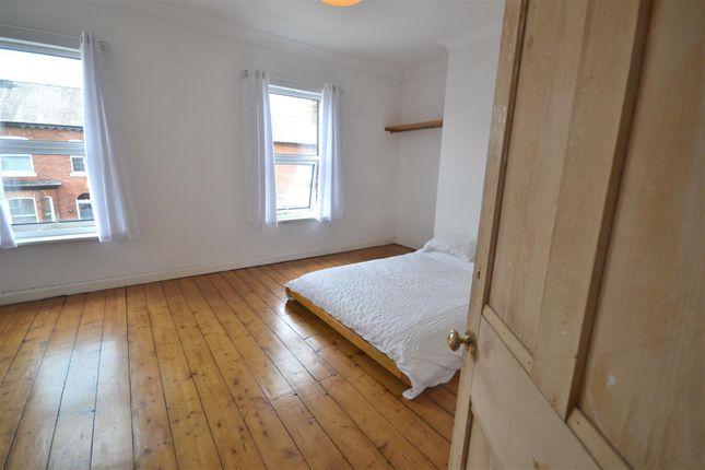 Room 1, 28, Egerton Street, Manchester photo 2