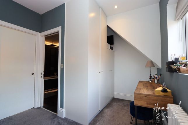 Flat for sale in High Street, Epping