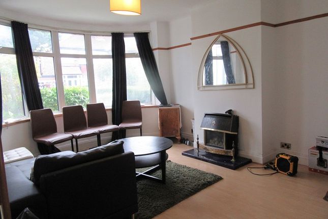 14, Rosslyn Road, Manchester photo 3