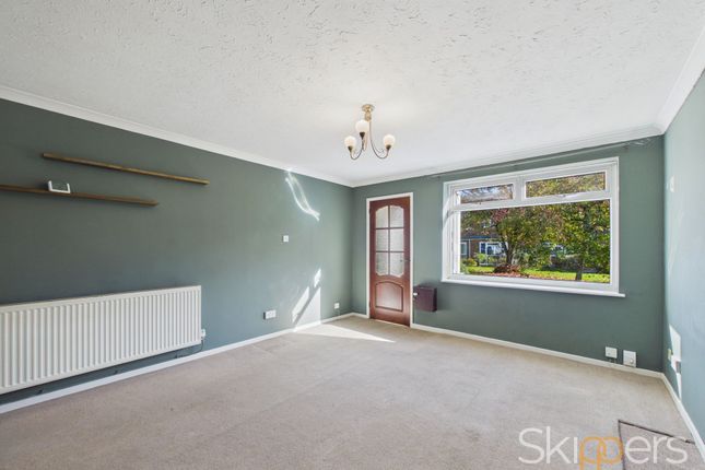 32 East Lodge Road, Ashford photo 2