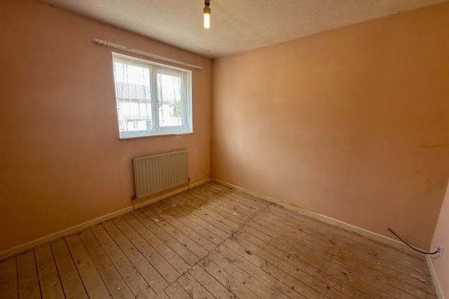 16, Lincoln Court, Darlington photo 4